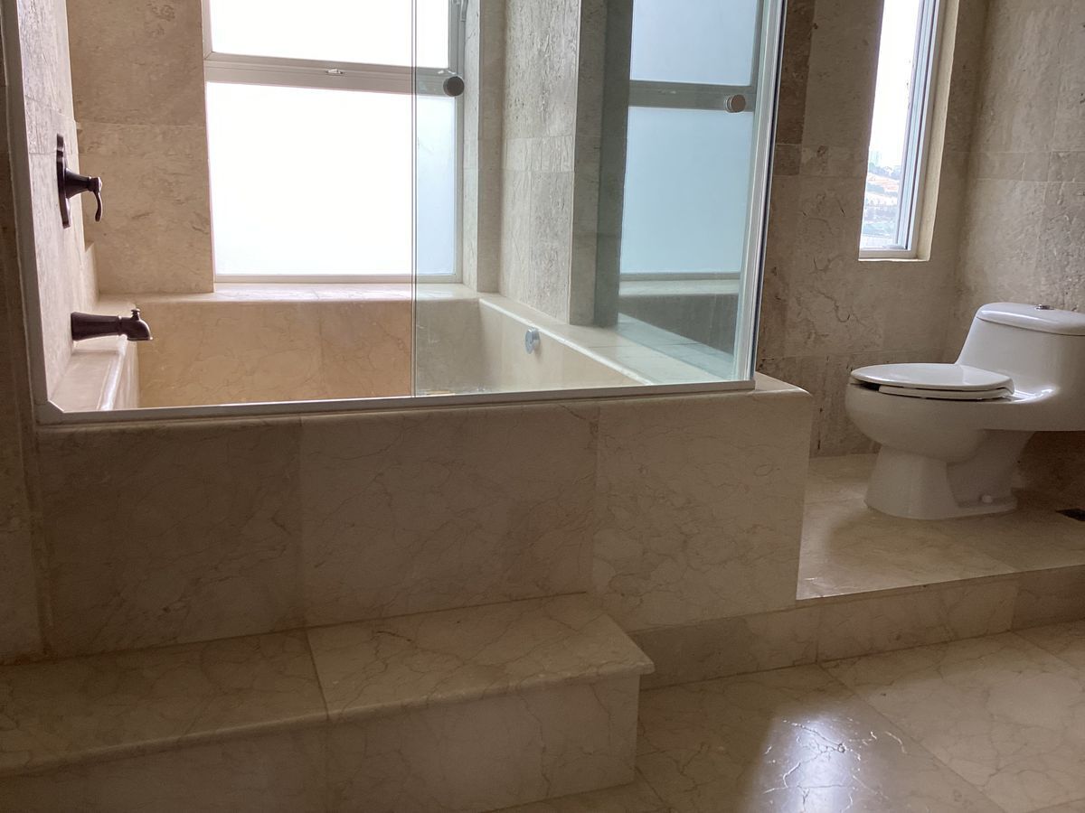 Departamento En Venta En Lomas Country Club