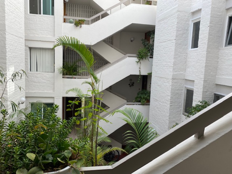 Departamento en Renta con Alberca y Seguridad 24/7 en Country Club, Guadalajara