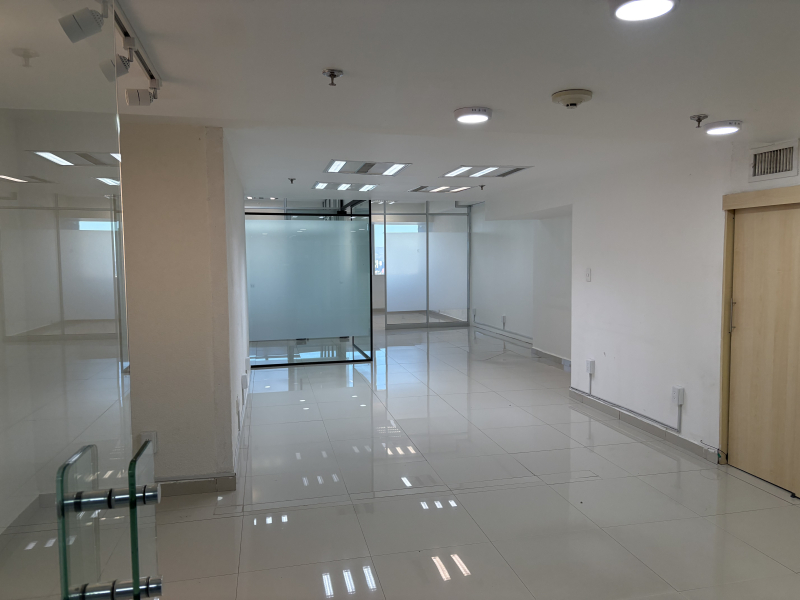 Renta NÃ¡poles Oficina Acondicionada