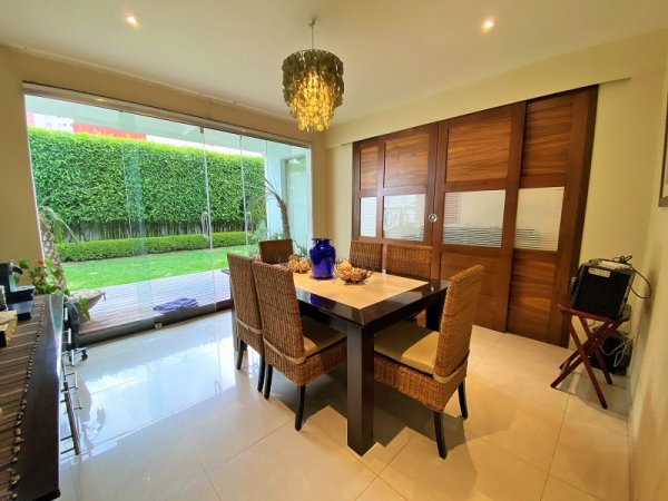 Casa en Venta en Hacienda de las Palmas
