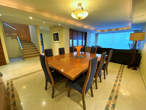 Casa en Venta en Hacienda de las Palmas