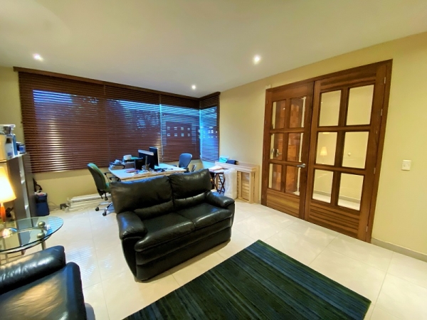 Casa en Venta en Hacienda de las Palmas