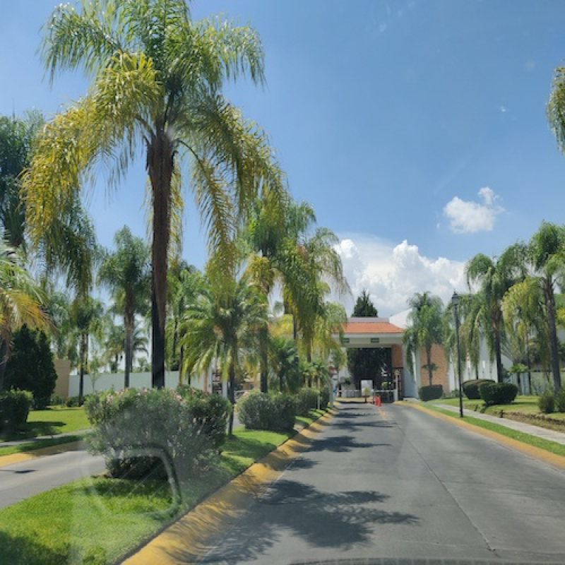 Casa  En Renta Valle Esmeralda