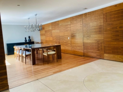 Casa En Venta Con Jardin En  Bosques De Las Lomas, Conjunto