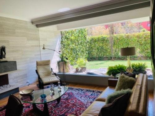 Casa En Venta Con Jardin En  Bosques De Las Lomas, Conjunto