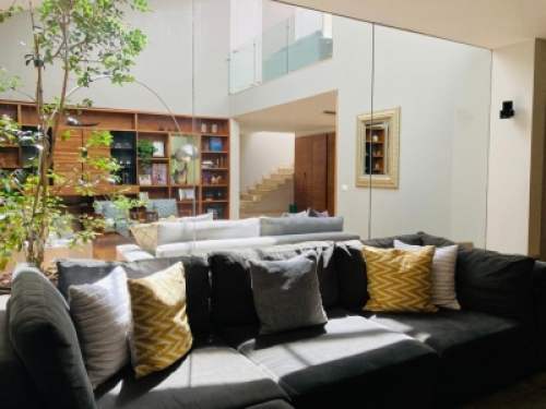 Casa En Venta Con Jardin En  Bosques De Las Lomas, Conjunto