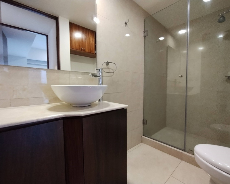 Venta Departamento En Grand Tower Del Valle, Piso 14 Vista Al Sur, 3 Recamaras 