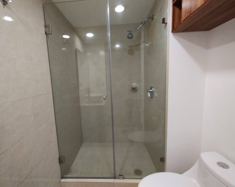 Venta Departamento En Grand Tower Del Valle, Piso 14 Vista Al Sur, 3 Recamaras 