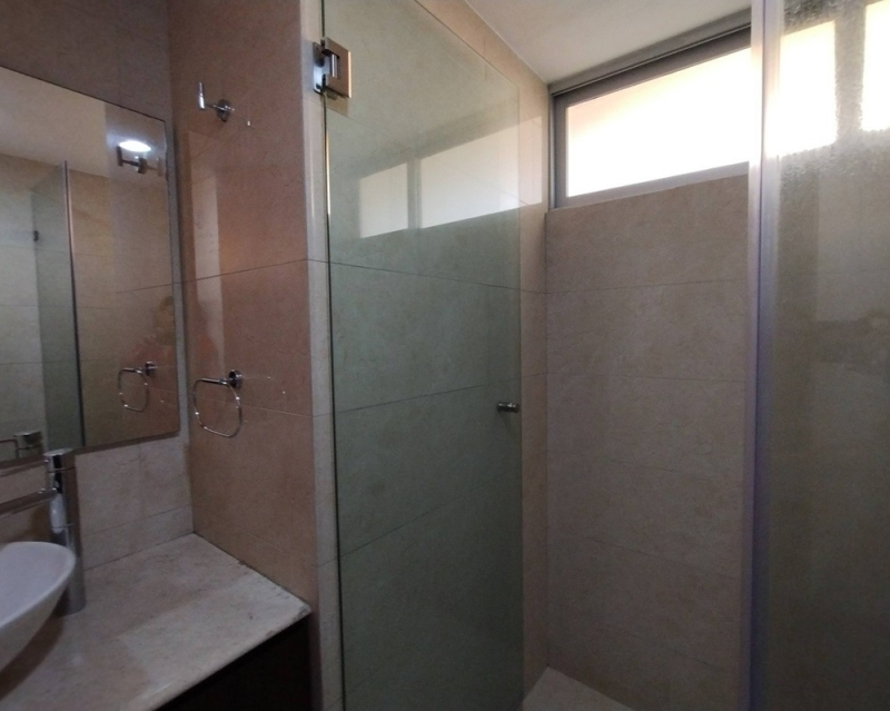 Venta Departamento En Grand Tower Del Valle, Piso 14 Vista Al Sur, 3 Recamaras 
