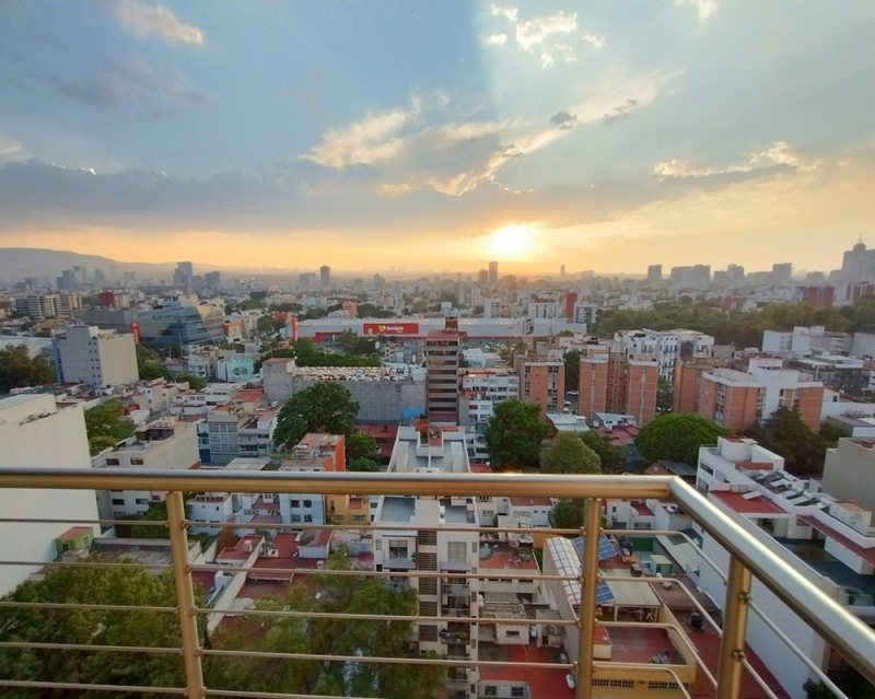 Venta Departamento En Grand Tower Del Valle, Piso 14 Vista Al Sur, 3 Recamaras 