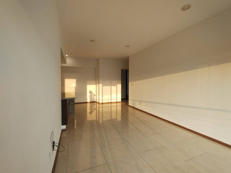 Venta Departamento En Grand Tower Del Valle, Piso 14 Vista Al Sur, 3 Recamaras 