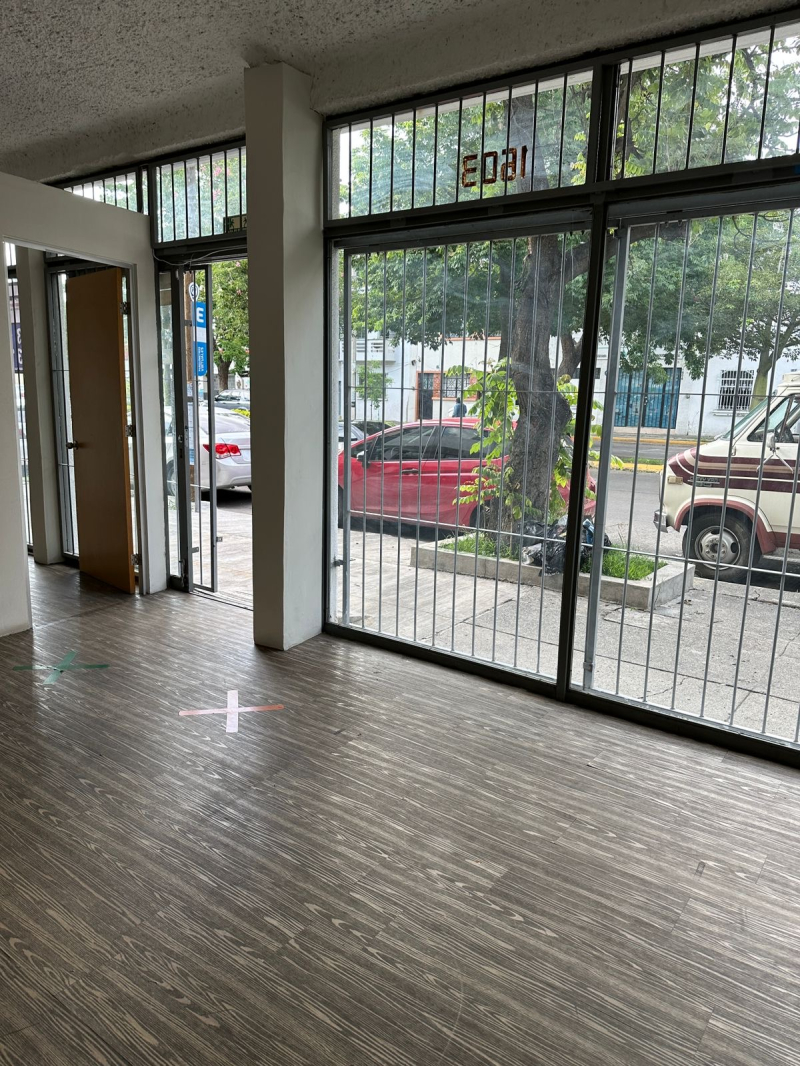 Local En Renta Av. De La Paz