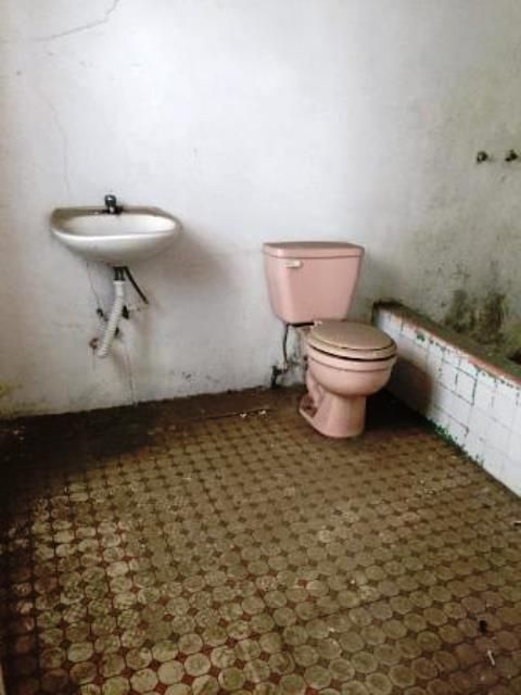 gob. josé ceballos, 2 casas x 1. se venden como terreno. ¡baja de precio!