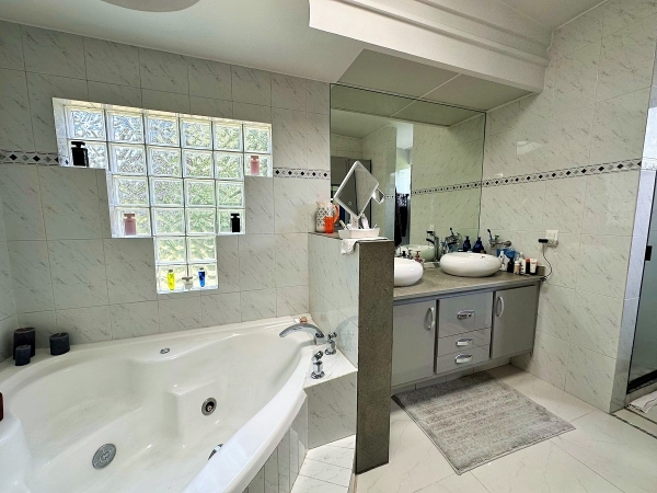 Casa en Condominio en Venta en Parques de la Herradura