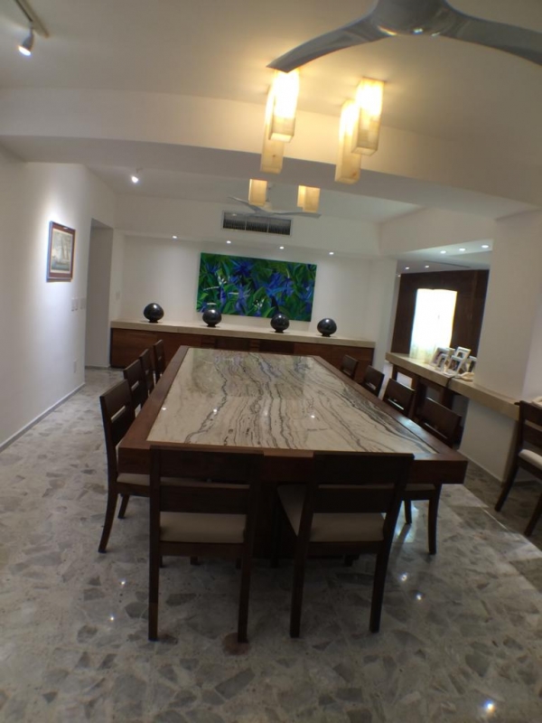 venta detpo. ph en excelente edificio en bahía de acapulco, playa privada