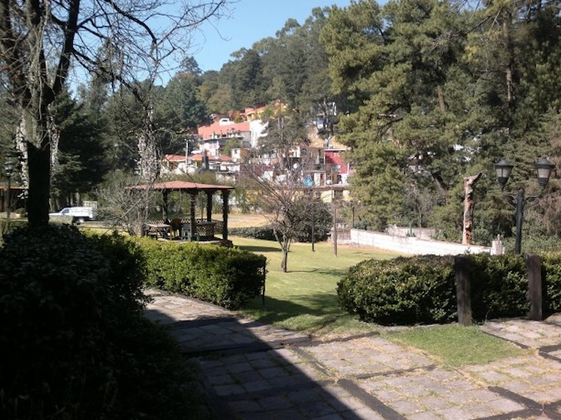 Acopilco Venta De Rancho/ Terreno Posible Uso De Suelo Para Escuela