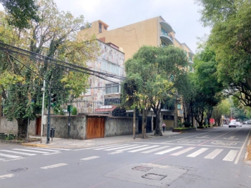 VENTA DE TERRENO EN POLANCO. CON USO SUELO PARA OFICINAS 