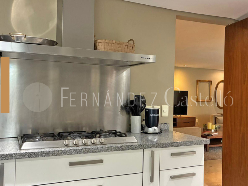 RENTA DE DEPARTAMENTO AMUEBLADO EN LAS LOMAS