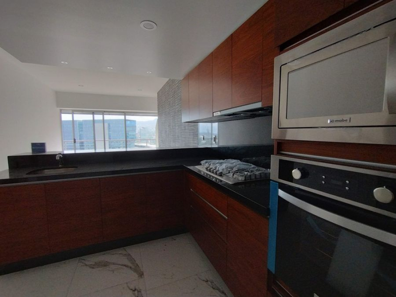 Renta Departamento en Park Pedregal, piso 12