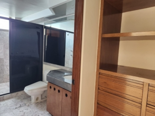 Departamento En Venta En Lomas De Vista Hermosa