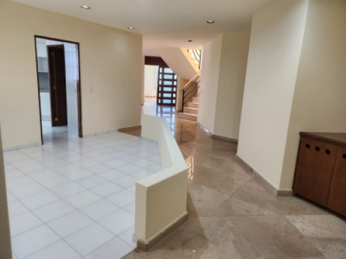 Departamento En Venta En Lomas De Vista Hermosa