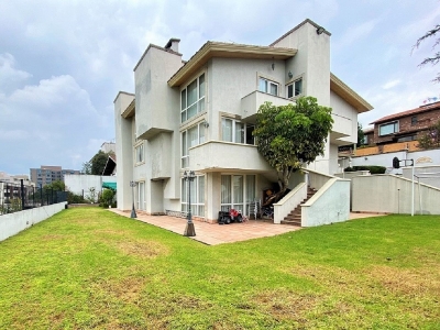 Casa en Venta en Bosques de las Lomas