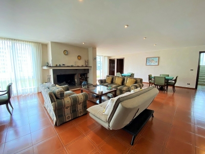 Casa en Venta en Bosques de las Lomas