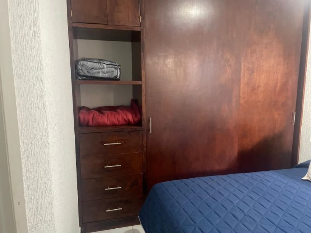 DEPARTAMENTO EN RENTA HACIENDA DE LAS PALMAS (HABITACION AMUEBLADA)