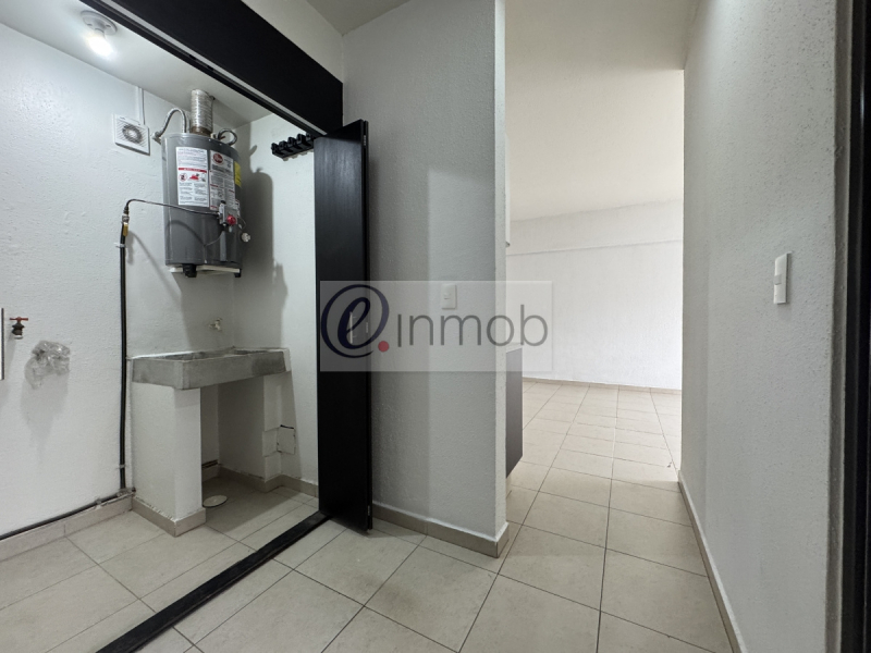 Renta Departamento 2 Recámaras, Espacio San Isidro