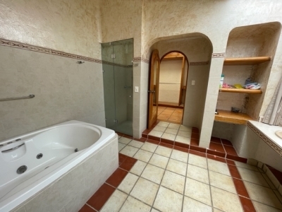 Casa En Venta En Lomas De La Herradura