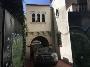 VENDE CASA EN  ROMA SUR.CATALOGADA  EXCELENTE UBICACION