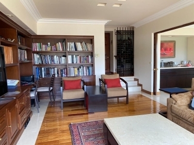 CASA EN VENTA LOMAS DE BEZARES