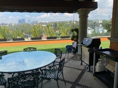 CASA EN VENTA LOMAS DE BEZARES