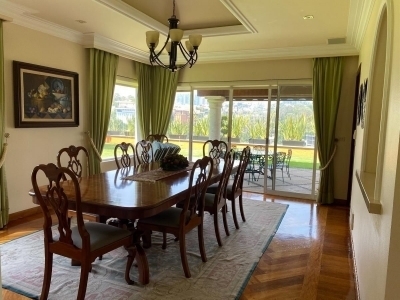 CASA EN VENTA LOMAS DE BEZARES