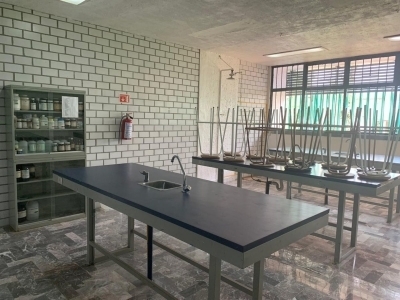 EDIFICIO EN VENTA Y RENTA LOMAS VERDES