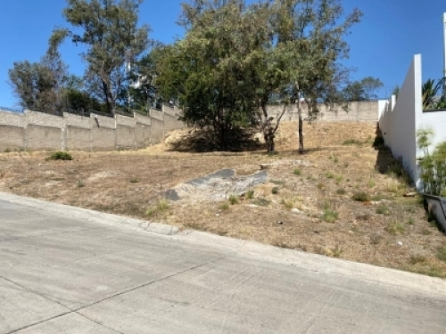 Terreno En Venta En Los Frailes En Zapopan