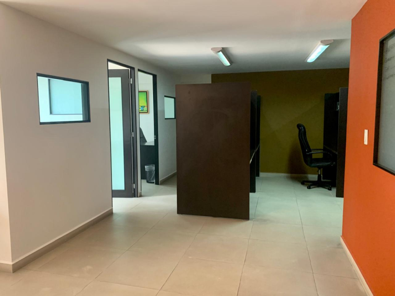 Del Valle Oficina Amueblada  Renta 