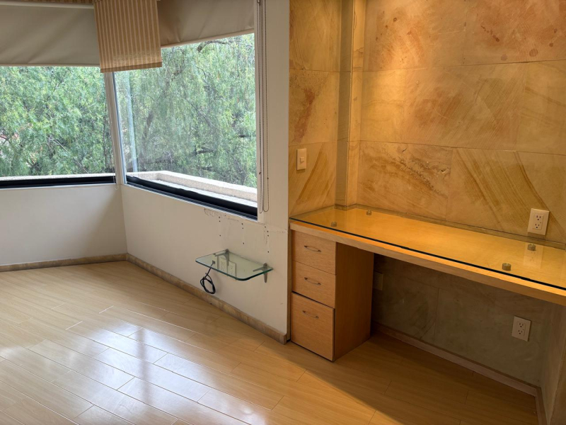 DEPARTAMENTO EN VENTA EN LOMAS DE LAS PALMAS