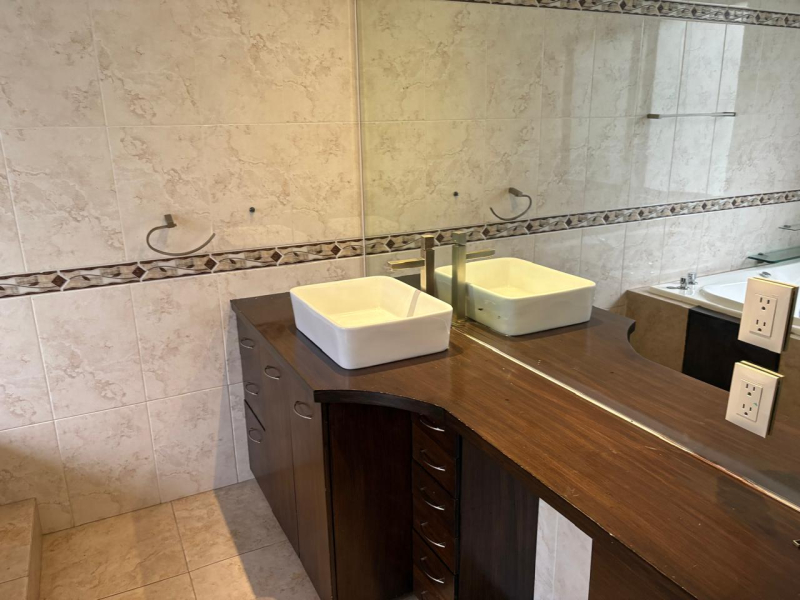 DEPARTAMENTO EN VENTA EN LOMAS DE LAS PALMAS