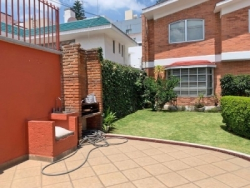 VENTA DE CASA EN EXPLANADA DE LAS FUENTES