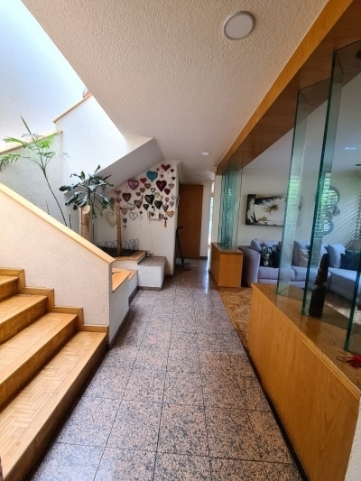 SE VENDE CASA EN FUENTE DE ACUEDUCTO LOMAS DE TECAMACHALCO, ESTADO DE MEXICO