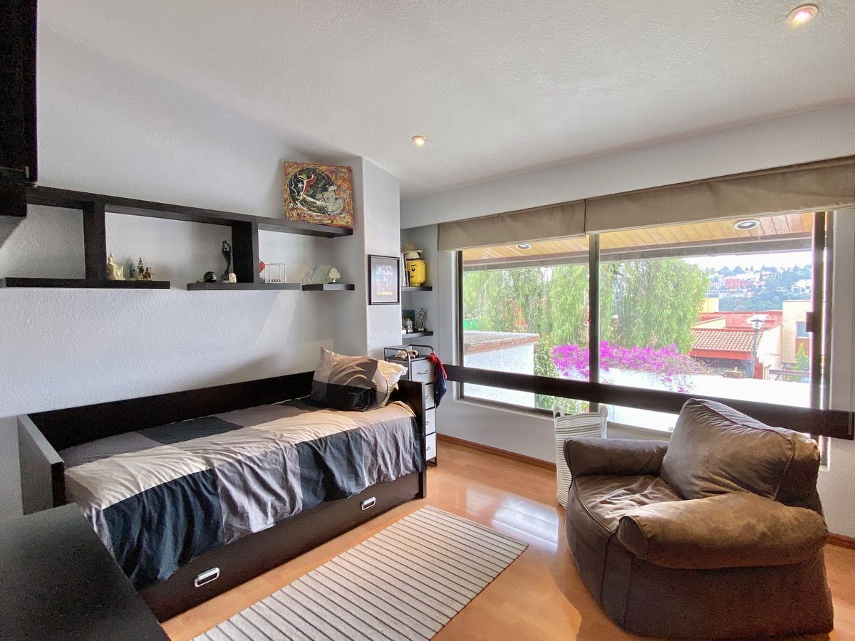 CASA EN VENTA EN LA HERRADURA