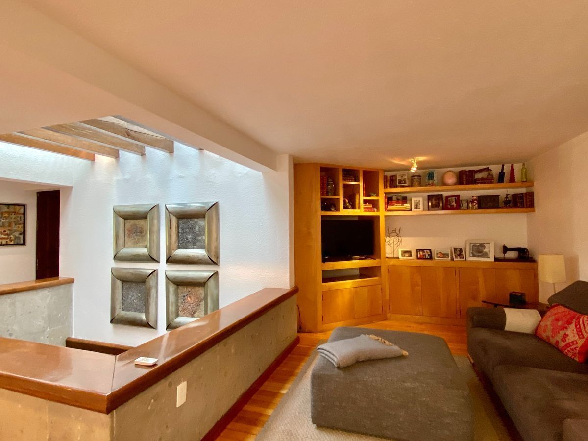 CASA EN VENTA EN LA HERRADURA