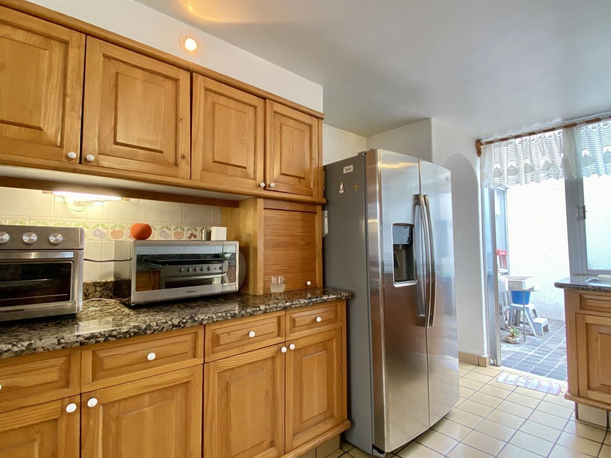 CASA EN VENTA EN LA HERRADURA