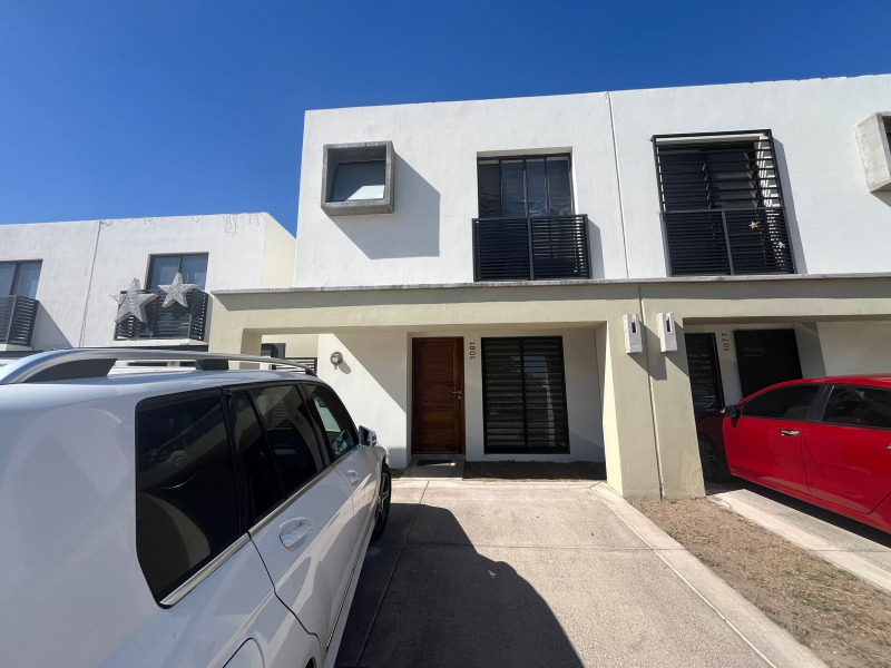 Casa En Renta En Adamar Ubicado En Tlajomulco 