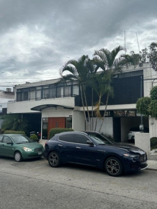 Oficina En Venta En Jardines Del Bosque