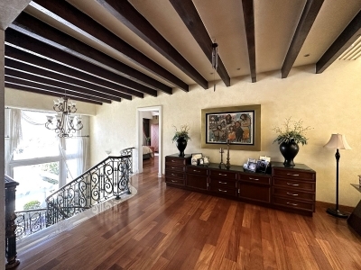 Casa en Condominio en Venta en Bosques de las Lomas