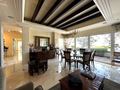 Casa en Condominio en Venta en Bosques de las Lomas