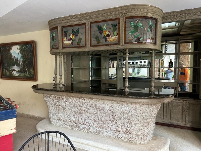 Hermosa Casa Con Alberca Y Acabados De Lujo Por Base Aerea