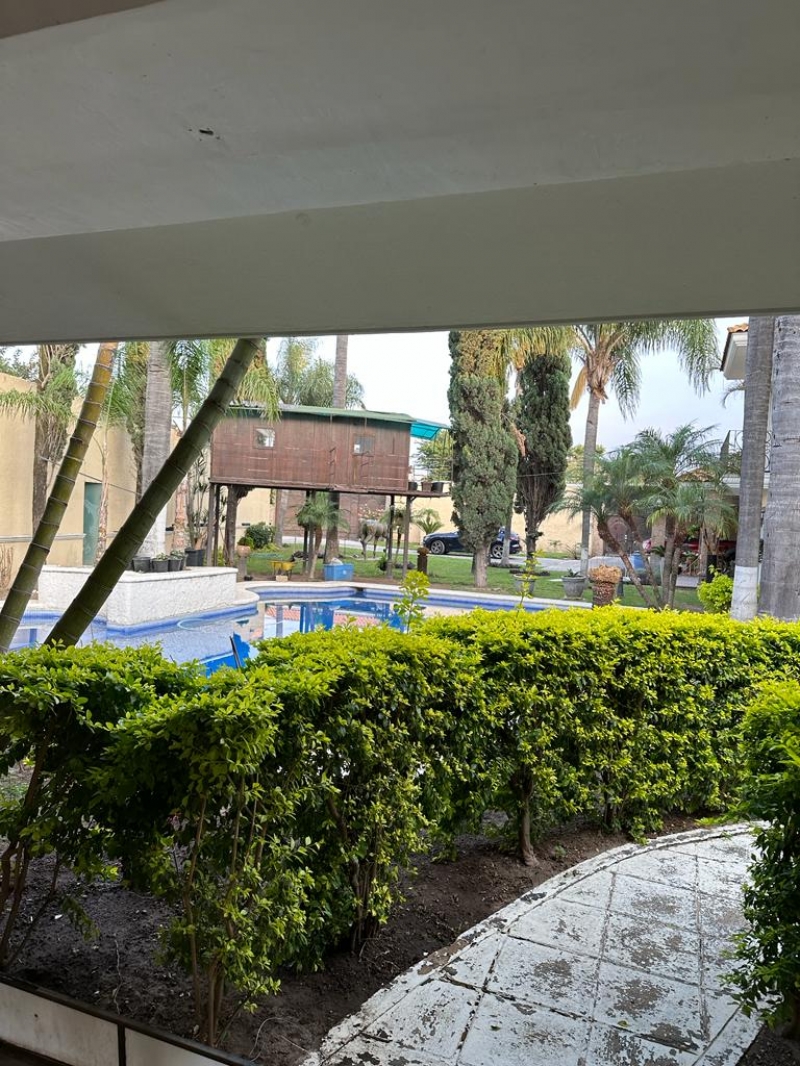 Hermosa Casa Con Alberca Y Acabados De Lujo Por Base Aerea